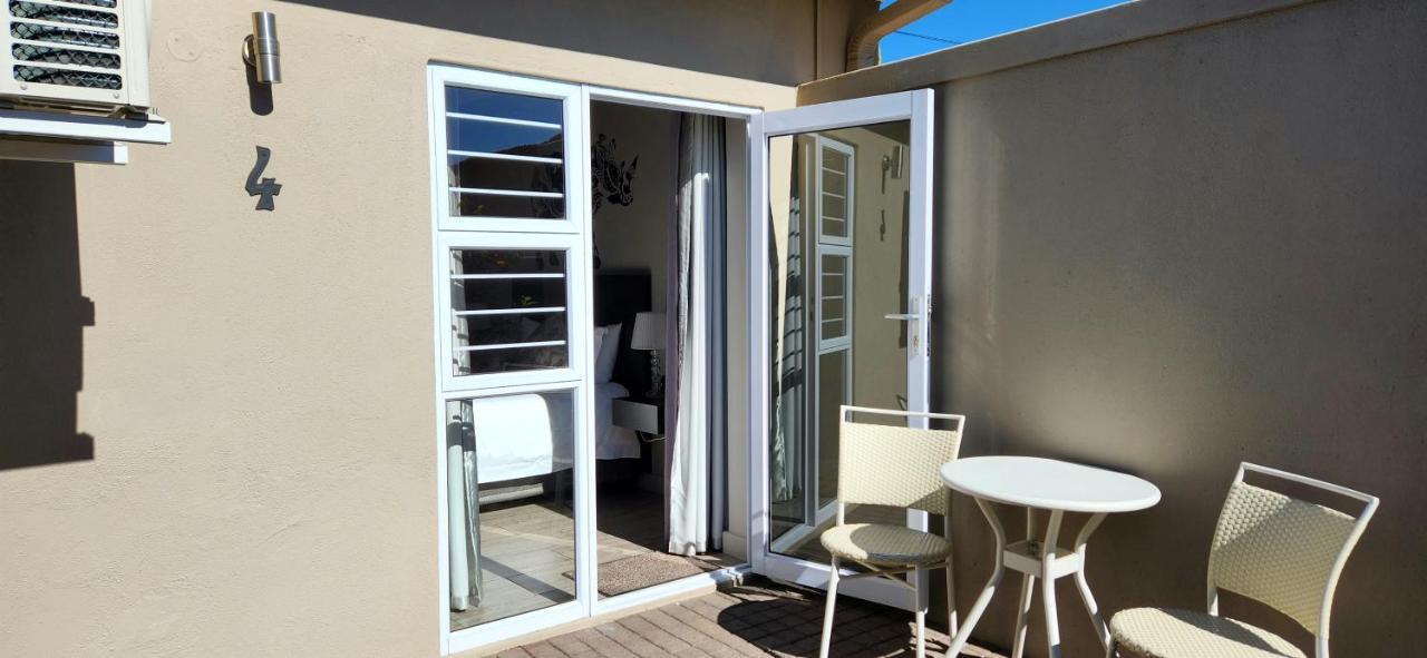 Green Kalahari Guesthouse Upington Exterior foto